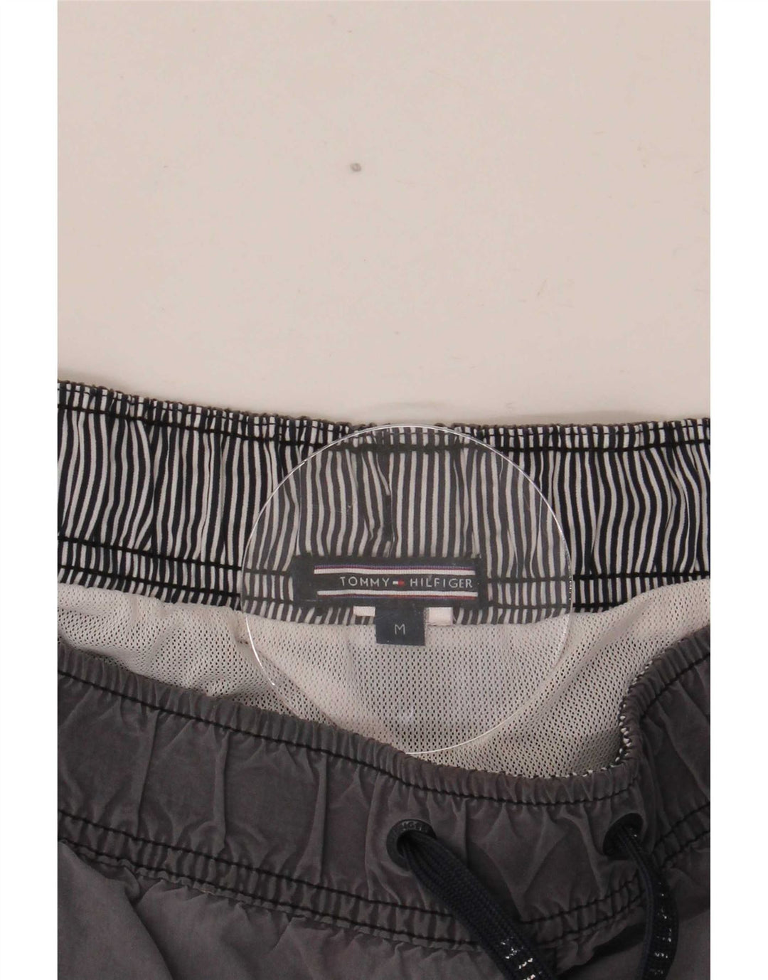 Shorts esportivos masculinos Tommy Hilfiger cinza médio