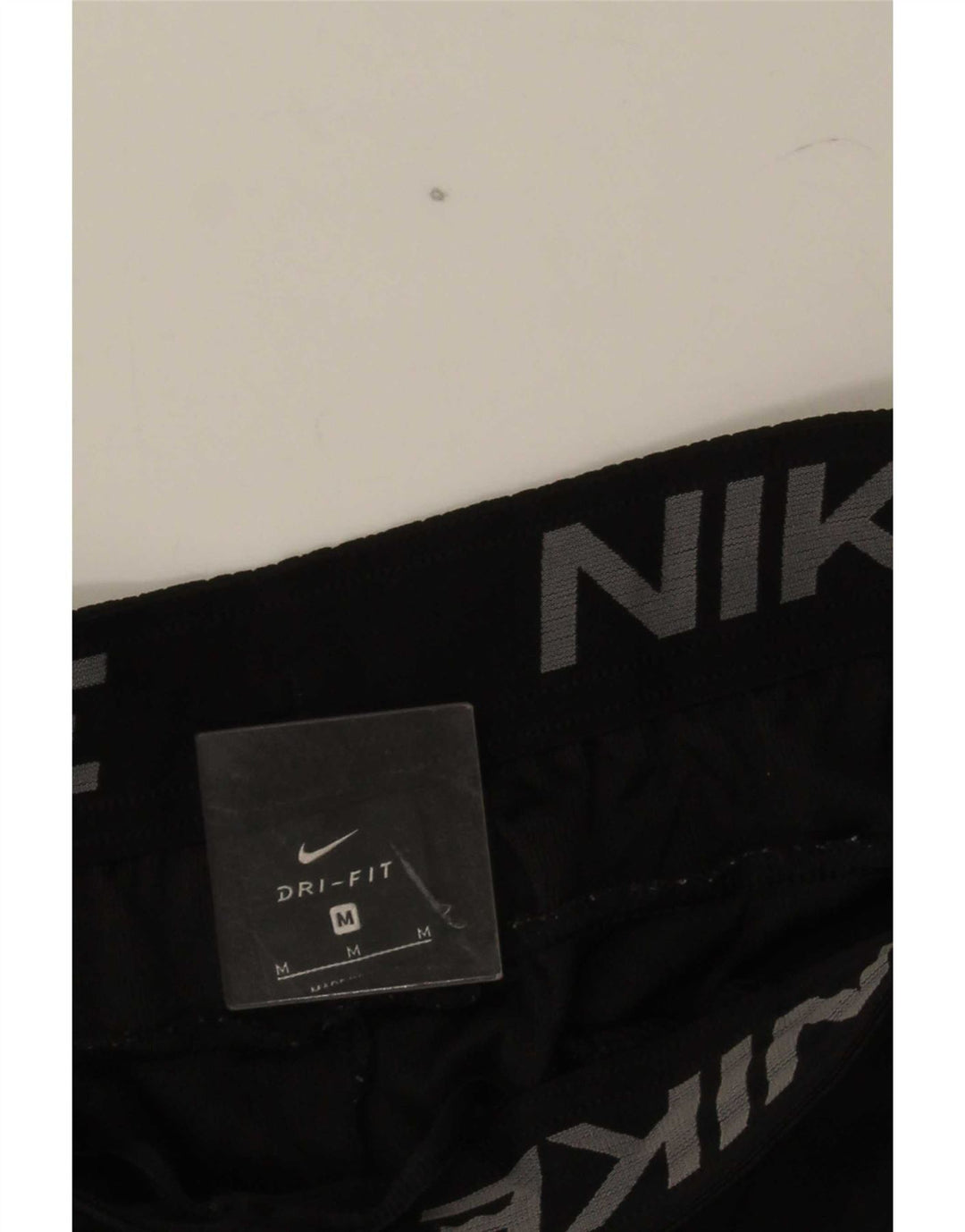 Shorts esportivos masculinos Nike Dri Fit médio preto colorblock