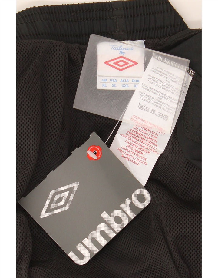 Umbro Mens Sport Shorts XL Poliéster Preto