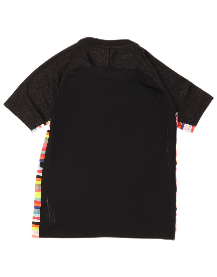 Camiseta Nike Boys Graphic Top 8-9 Anos Pequena Listrada Preta Poliéster