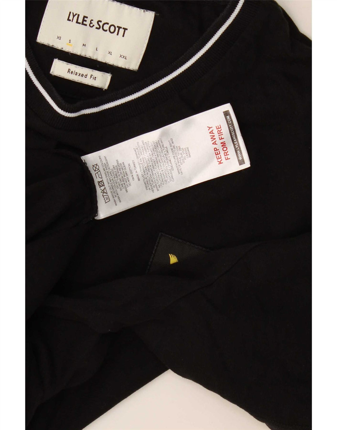 Lyle & Scott Camiseta masculina de ajuste relaxado, top pequeno de algodão preto