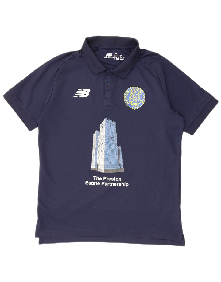 Camisa pólo gráfica masculina New Balance poliéster azul marinho médio