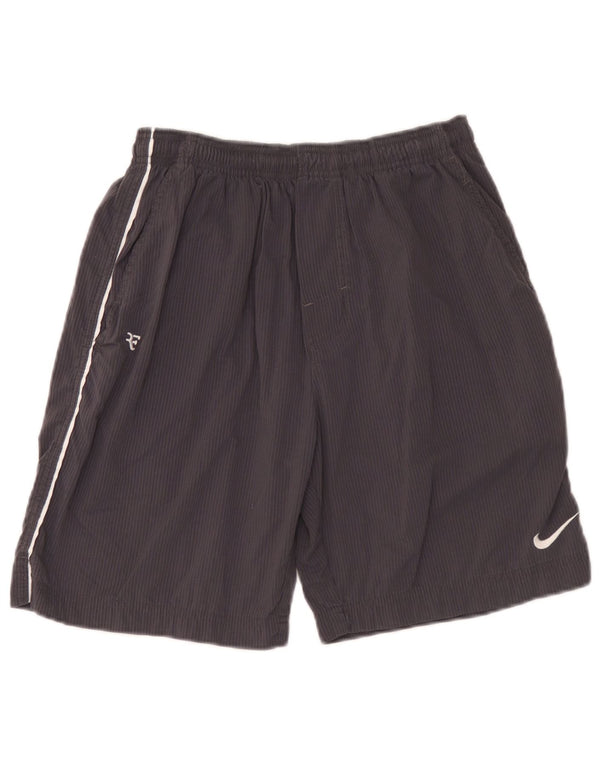 Shorts esportivos masculinos Nike pequenos listrados cinza