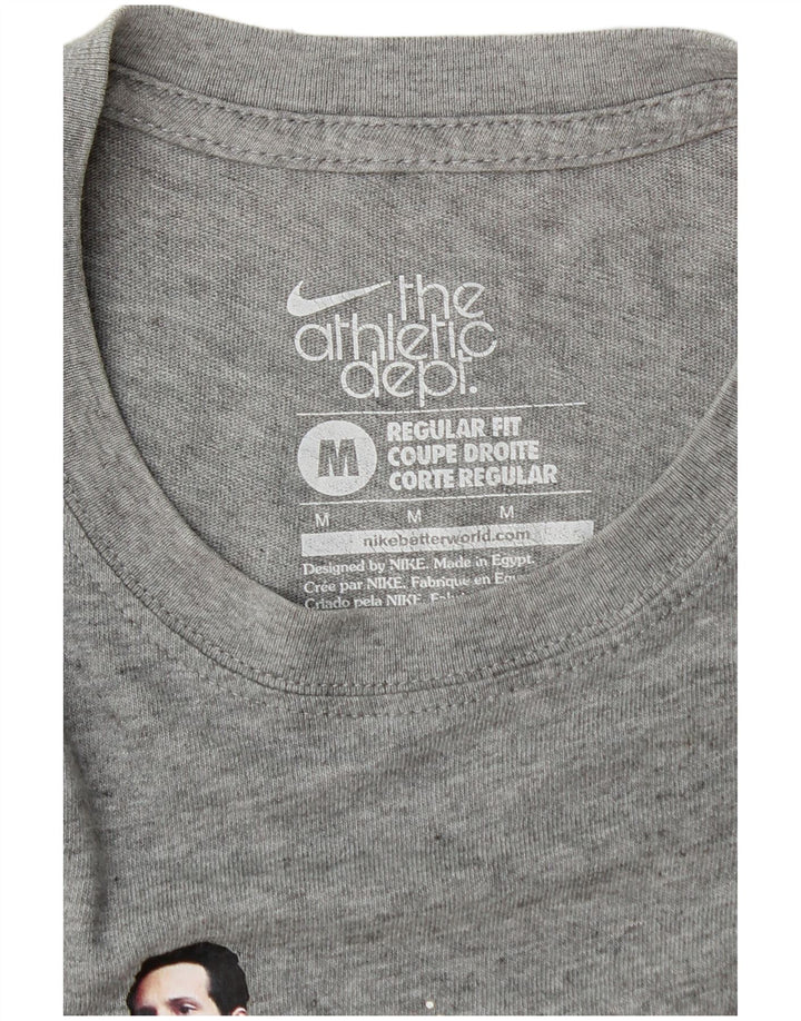 Camiseta masculina NIKE Regular Fit Graphic cinza médio