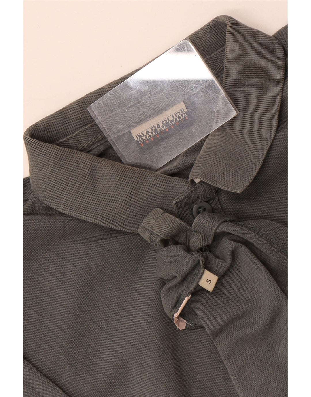 Camisa pólo geográfica masculina Napapijri pequena cinza