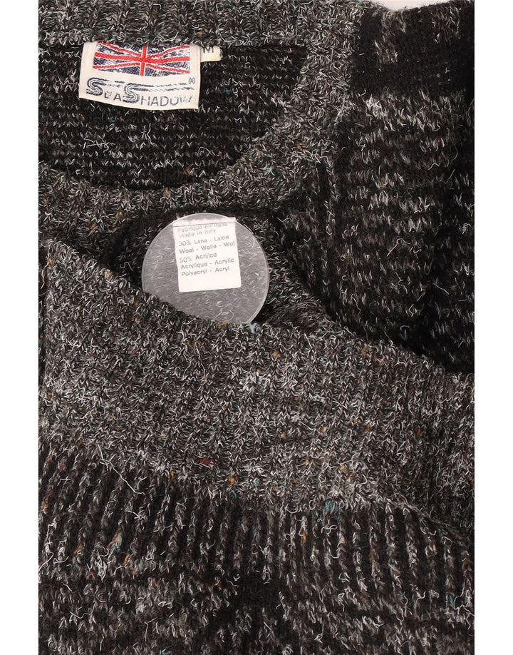 Suéter vintage masculino com gola canoa, lã geométrica cinza médio