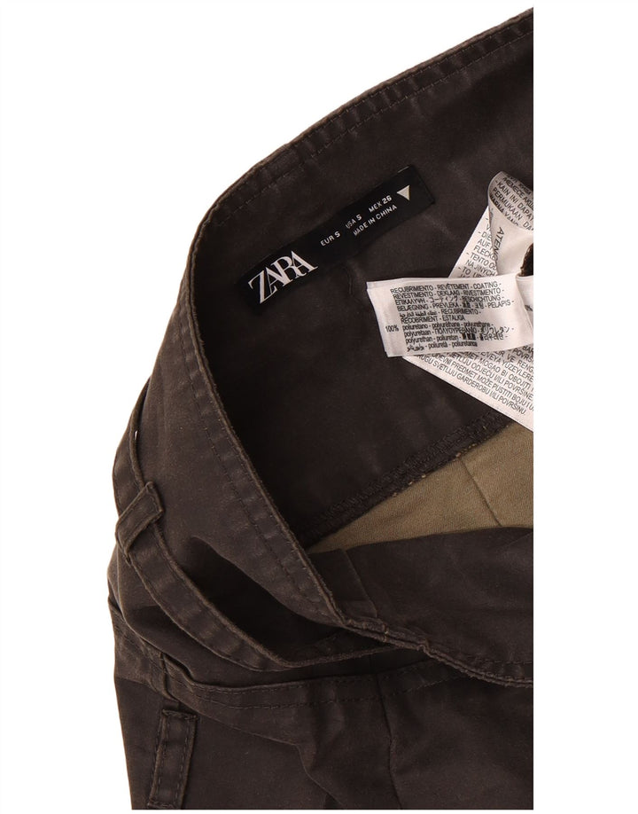 Mini saia feminina Zara pequena W26 poliuretano preto