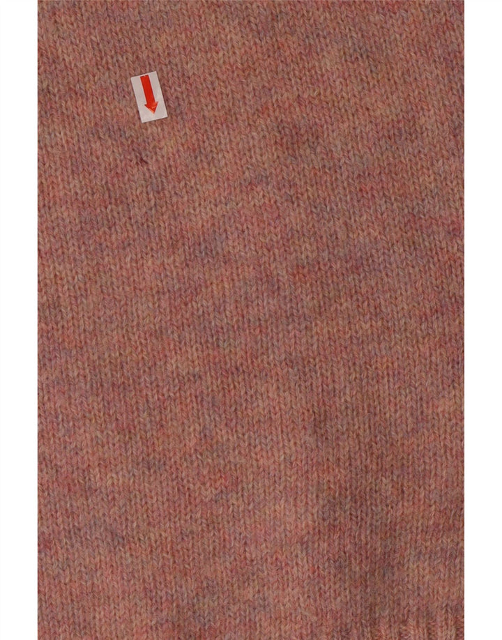 Suéter masculino MC Kenzy com gola redonda de lã rosa médio