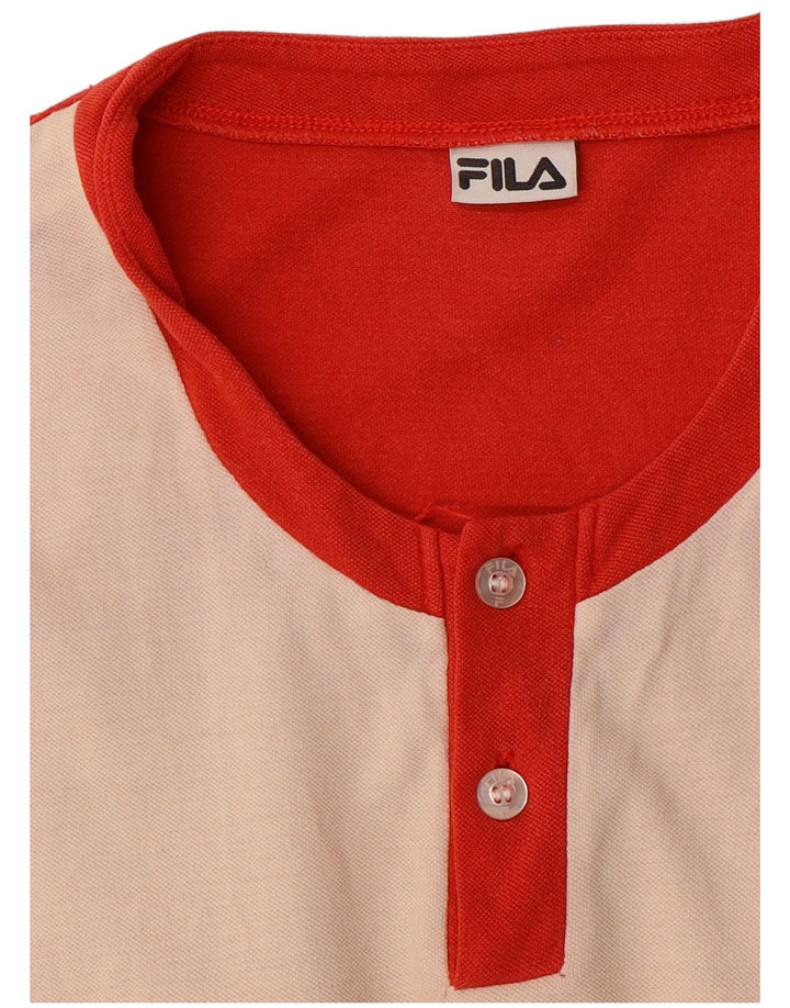 Camiseta gráfica masculina FILA Top médio vermelho colorblock