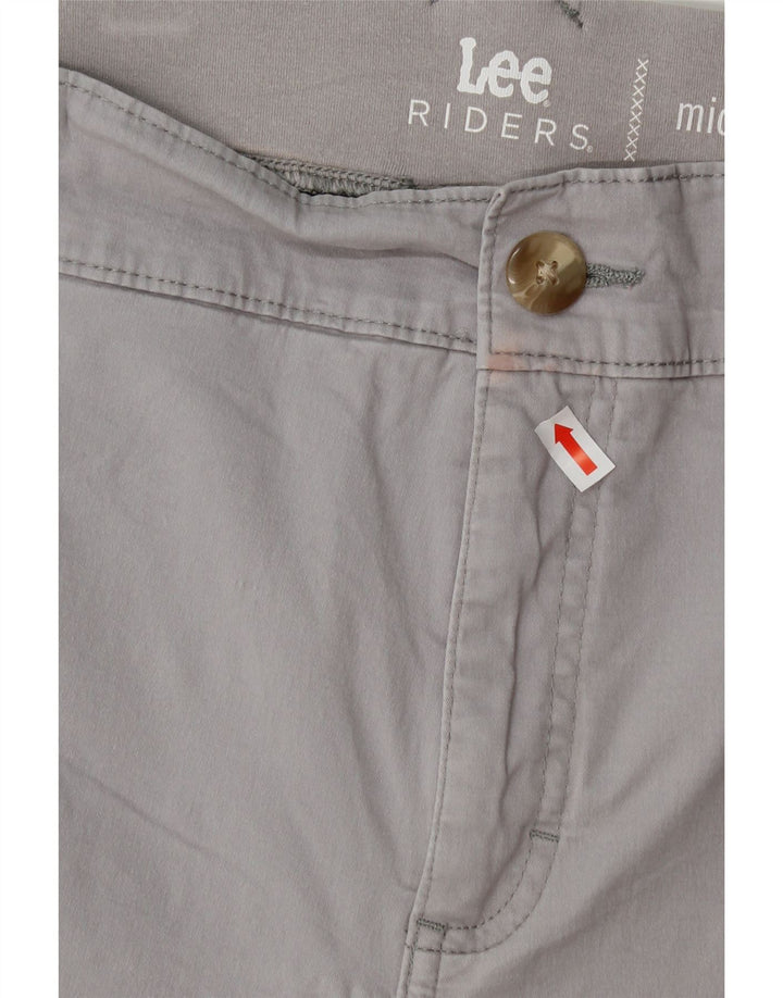 LEE Womens Riders Mid Rise Chino Shorts W37 XL Grey Cotton Vintage Lee and Second-Hand Lee from Messina Hembry 
