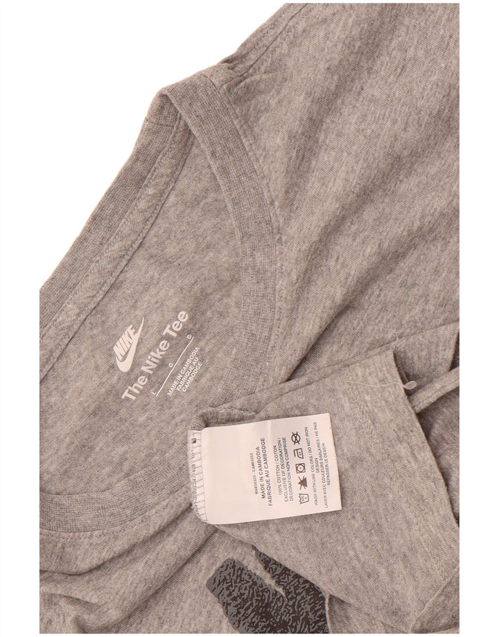 Camiseta gráfica masculina Nike grande algodão manchado cinza