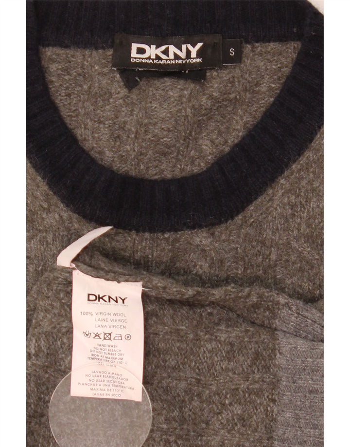 Suéter masculino Dkny com gola redonda e lã colorblock cinza pequeno