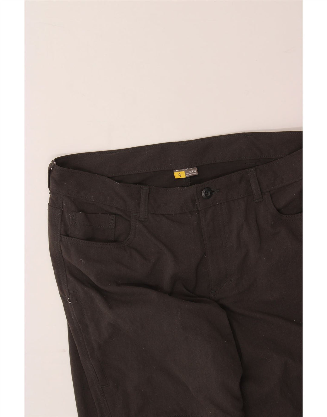 EDDIE BAUER Mens Straight Casual Trousers W36 L30 Black Nylon Vintage Eddie Bauer and Second-Hand Eddie Bauer from Messina Hembry 