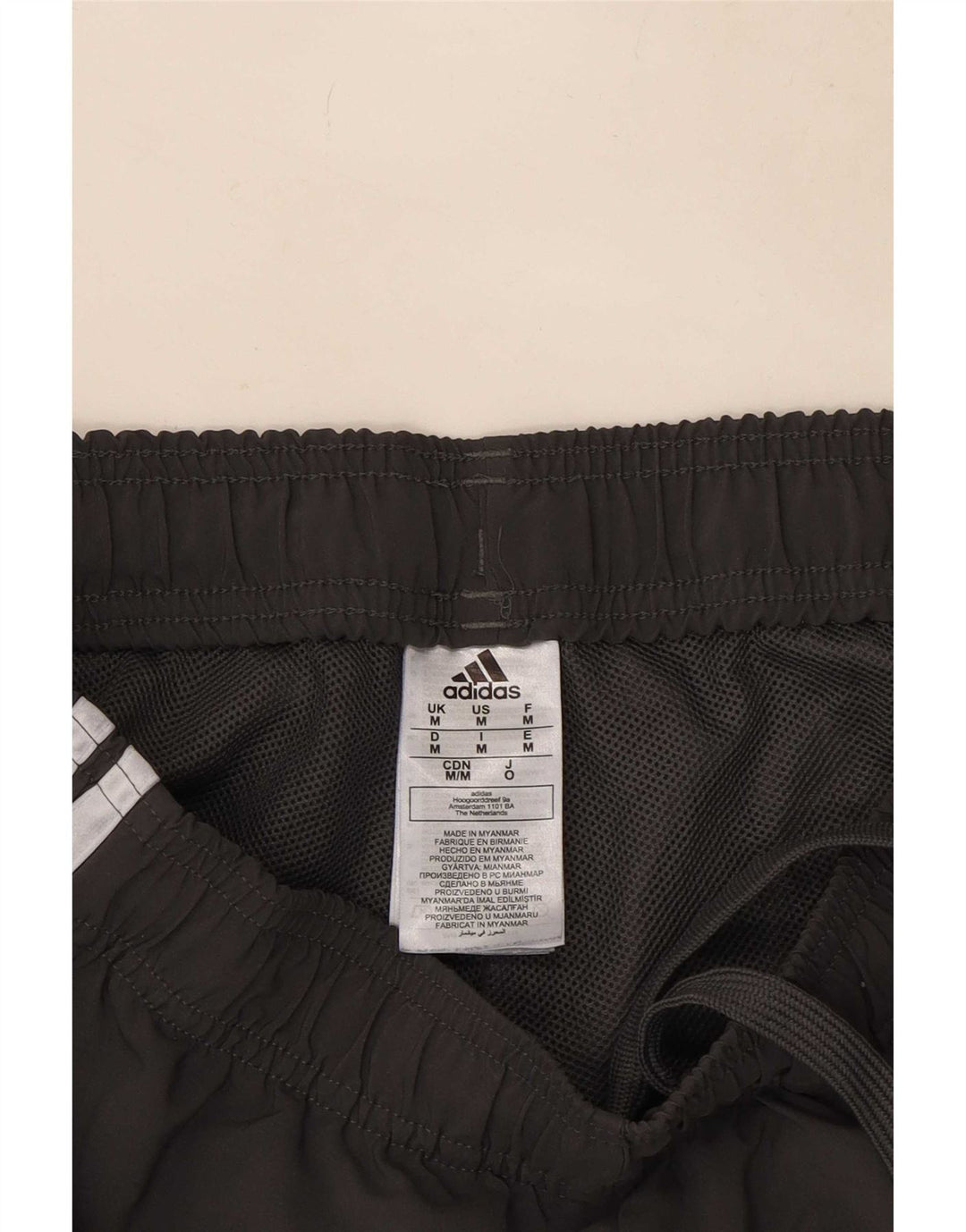 Shorts esportivos masculinos Adidas poliéster cinza médio
