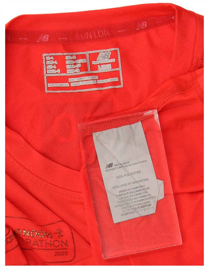Camiseta gráfica masculina New Balance grande poliéster vermelho