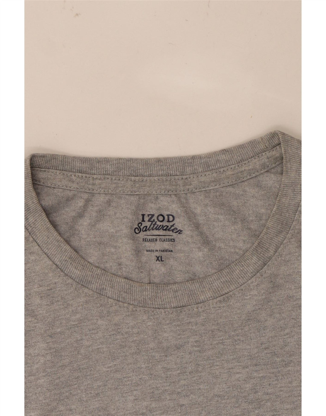 IZOD Mens Salt Water Graphic T-Shirt Top XL Grey Cotton Vintage Izod and Second-Hand Izod from Messina Hembry 