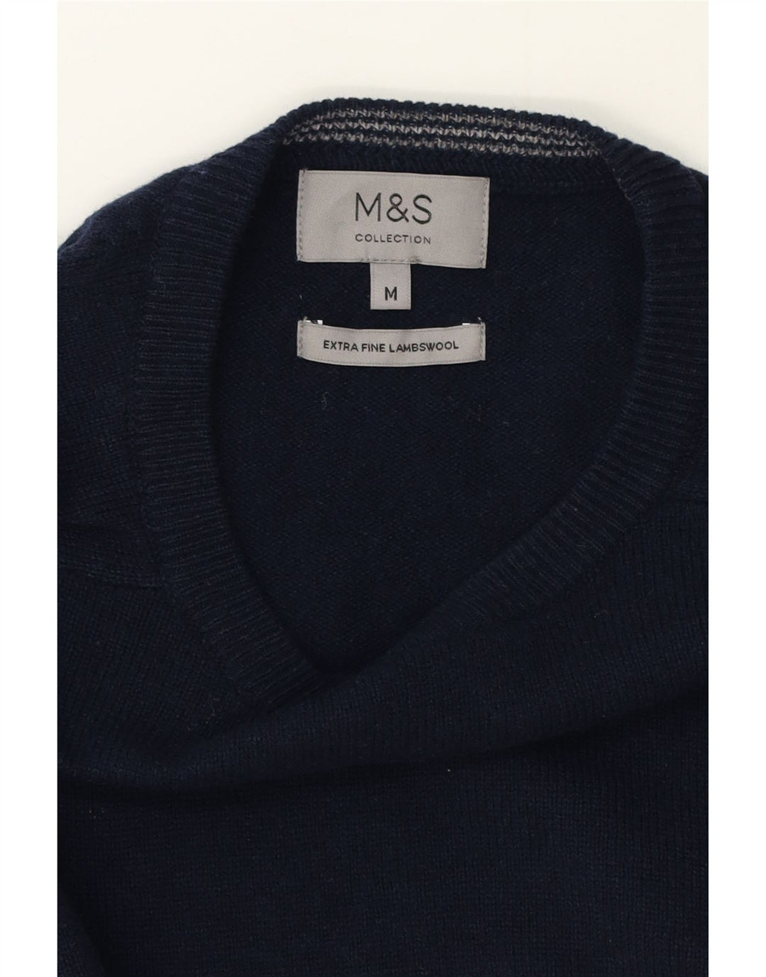 Suéter masculino Marks & Spencer com gola redonda, lã de cordeiro azul marinho médio