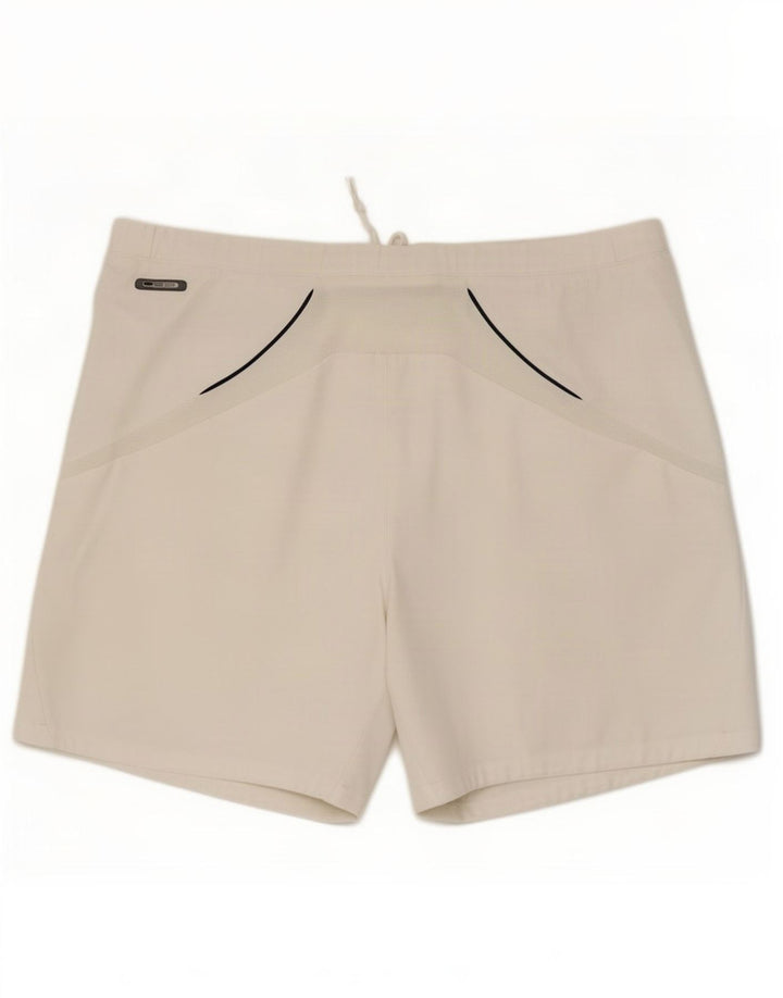 Shorts esportivos masculinos Puma grande poliéster branco