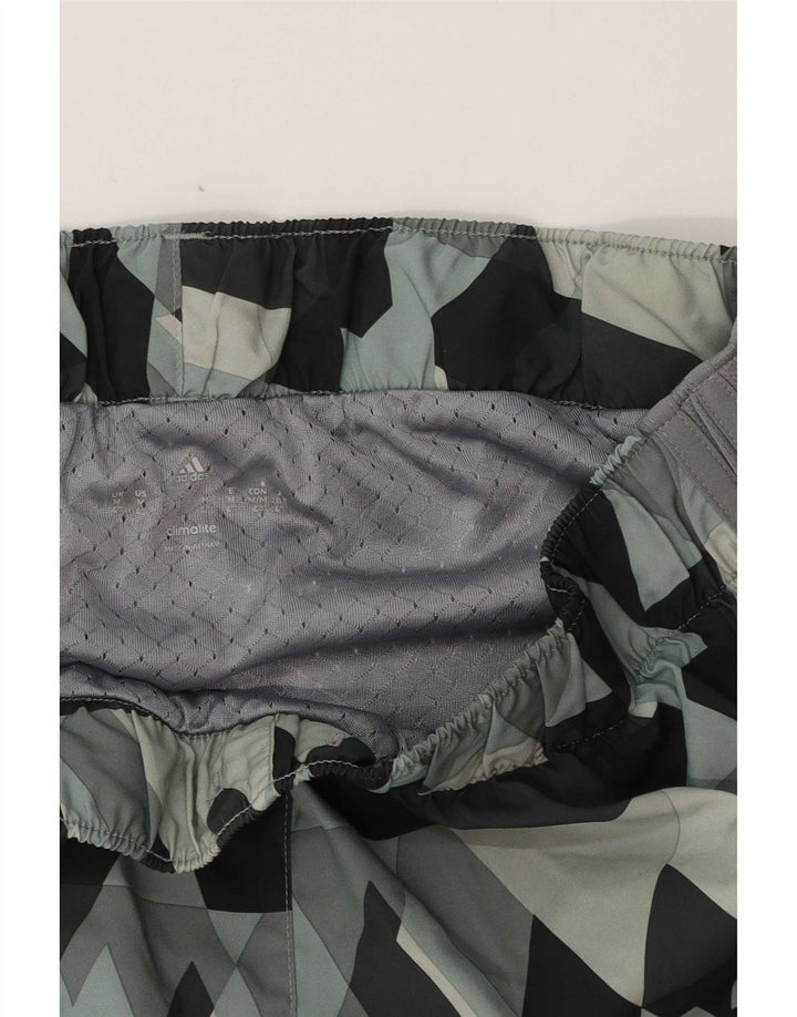 Shorts esportivos femininos Adidas UK 14 cinza médio geométrico