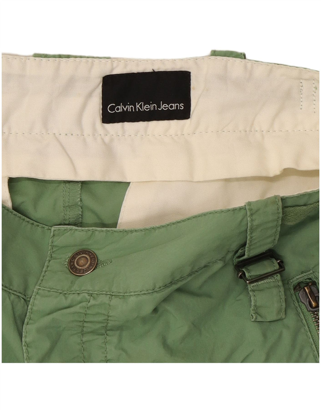 Shorts cargo feminino Calvin Klein Jeans W32 verde médio