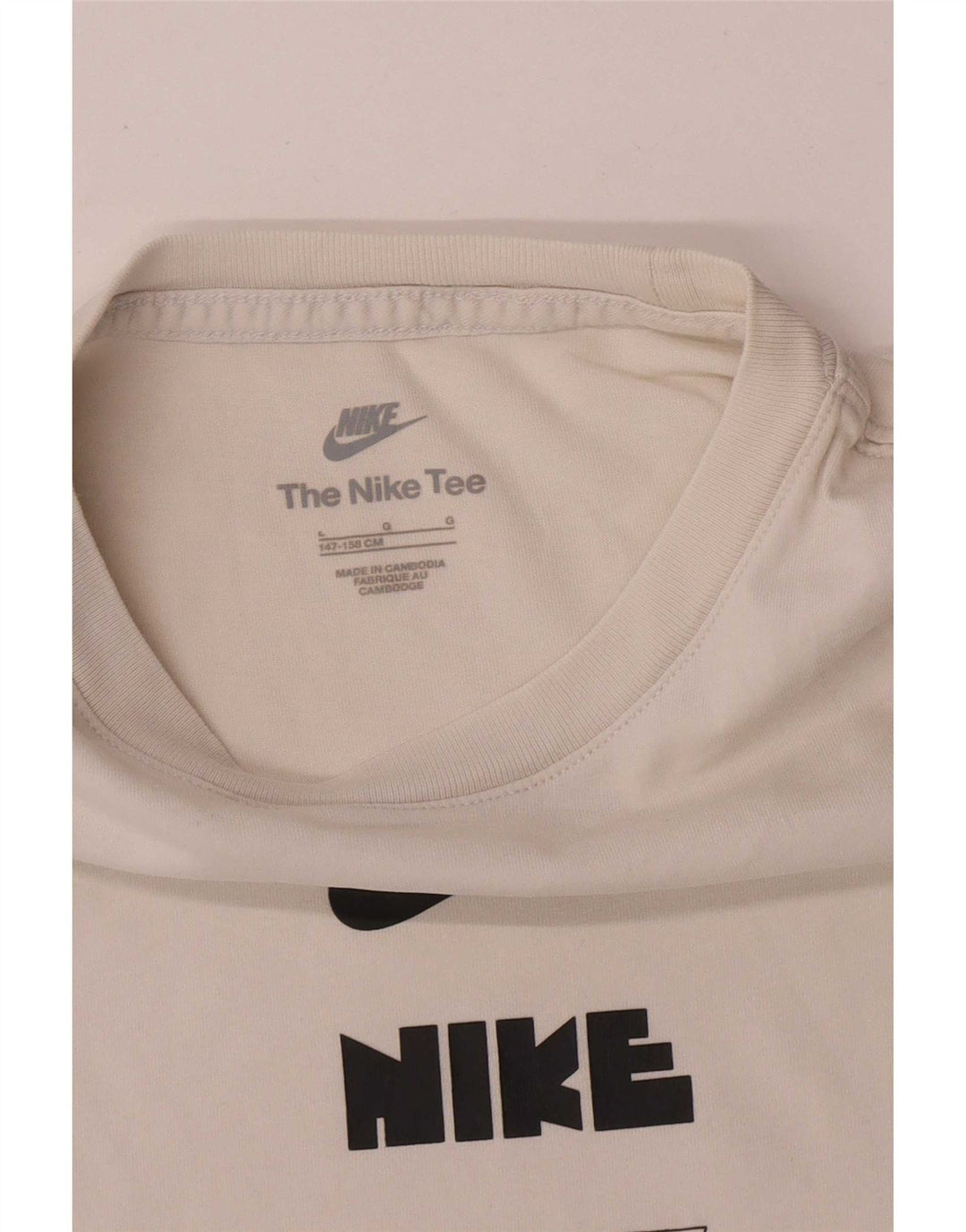 Camiseta Nike Boys Graphic Top 12-13 anos grande branco