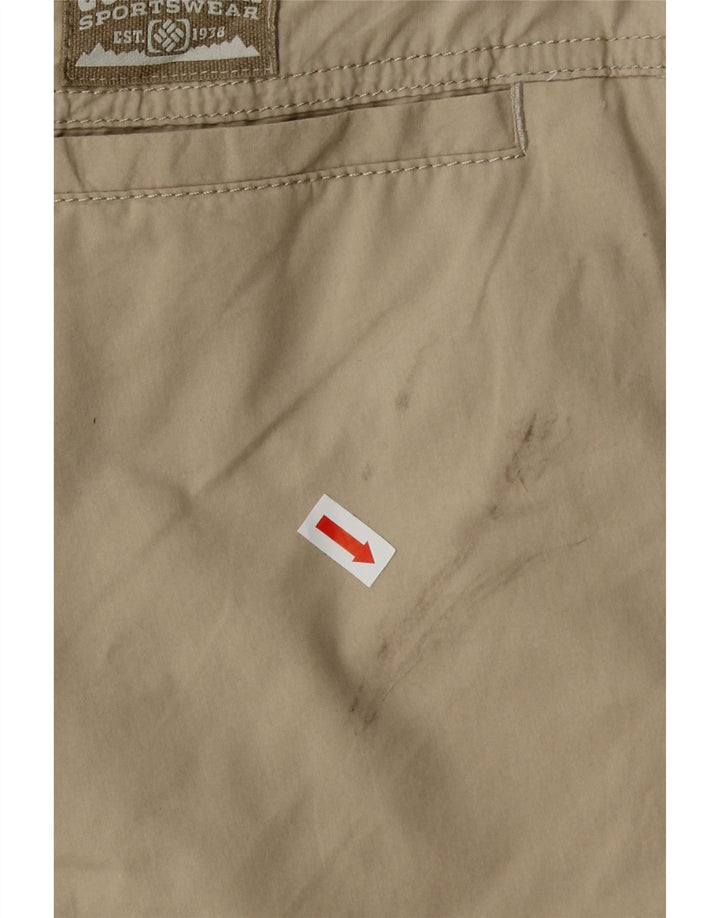 COLUMBIA Womens Chino Shorts W40 2XL Beige Cotton Vintage Columbia and Second-Hand Columbia from Messina Hembry 