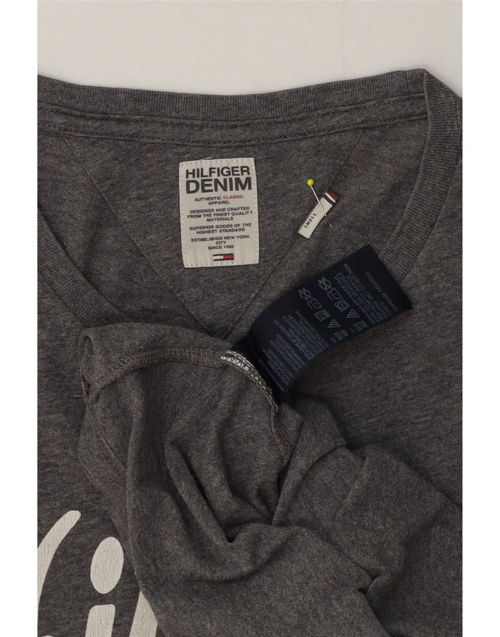 Tommy Hilfiger Camiseta masculina gráfica manga comprida pequena algodão manchado cinza