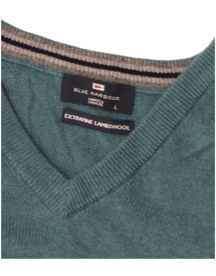 Suéter masculino Marks & Spencer Blue Harbor com decote em V grande verde