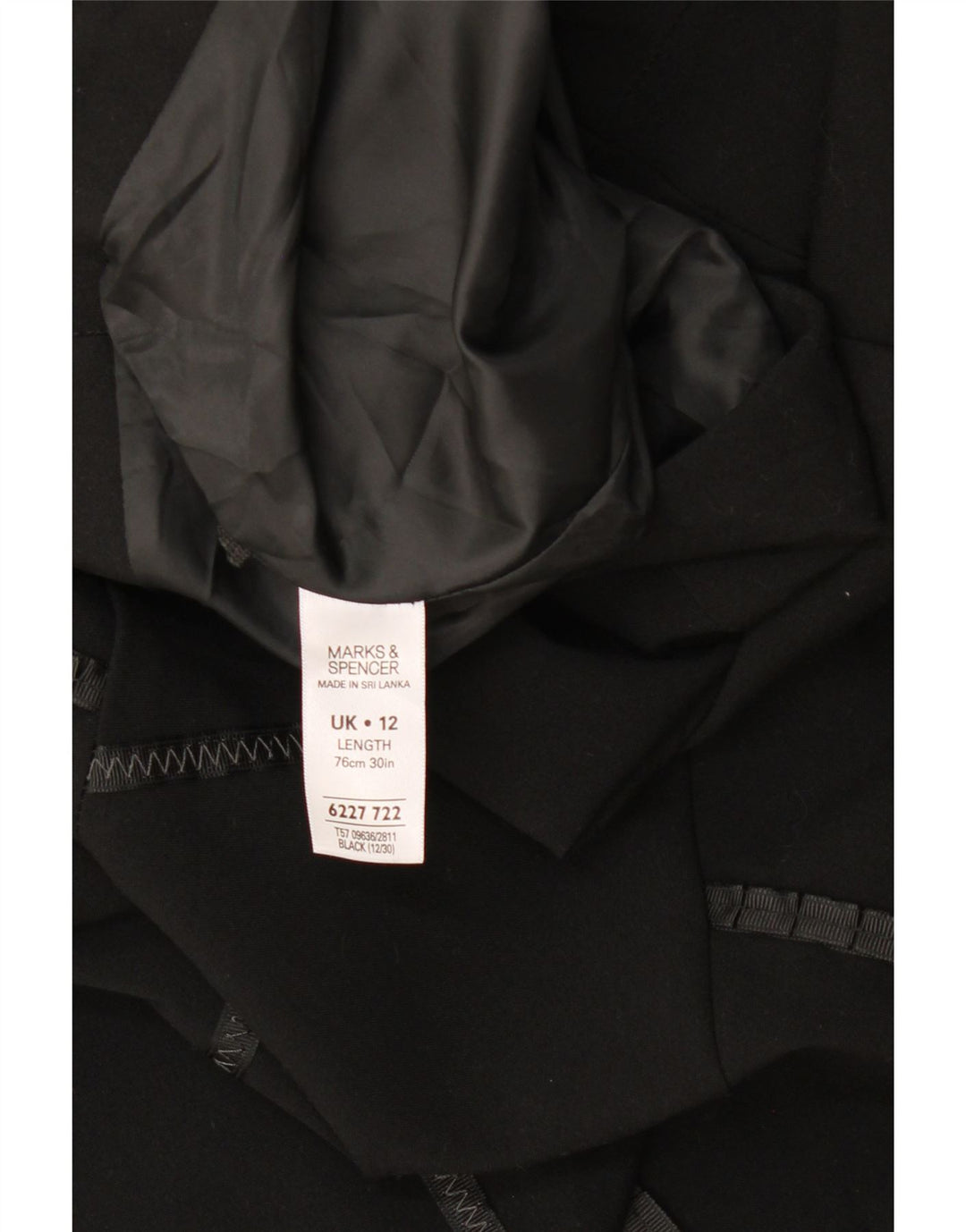 Saia feminina Marks & Spencer A-Line UK 12 Médio W34 Preto Geométrico