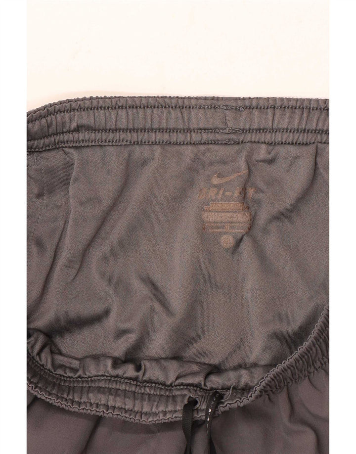 Shorts esportivos masculinos Nike Dri Fit cinza médio colorblock