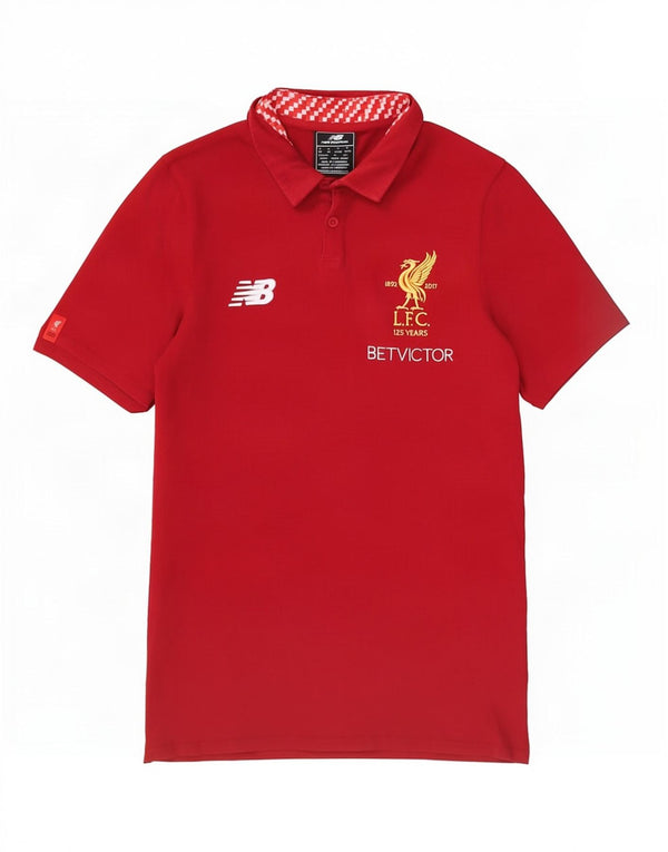 Camisa polo masculina New Balance Liverpool Graphic pequena de algodão vermelho