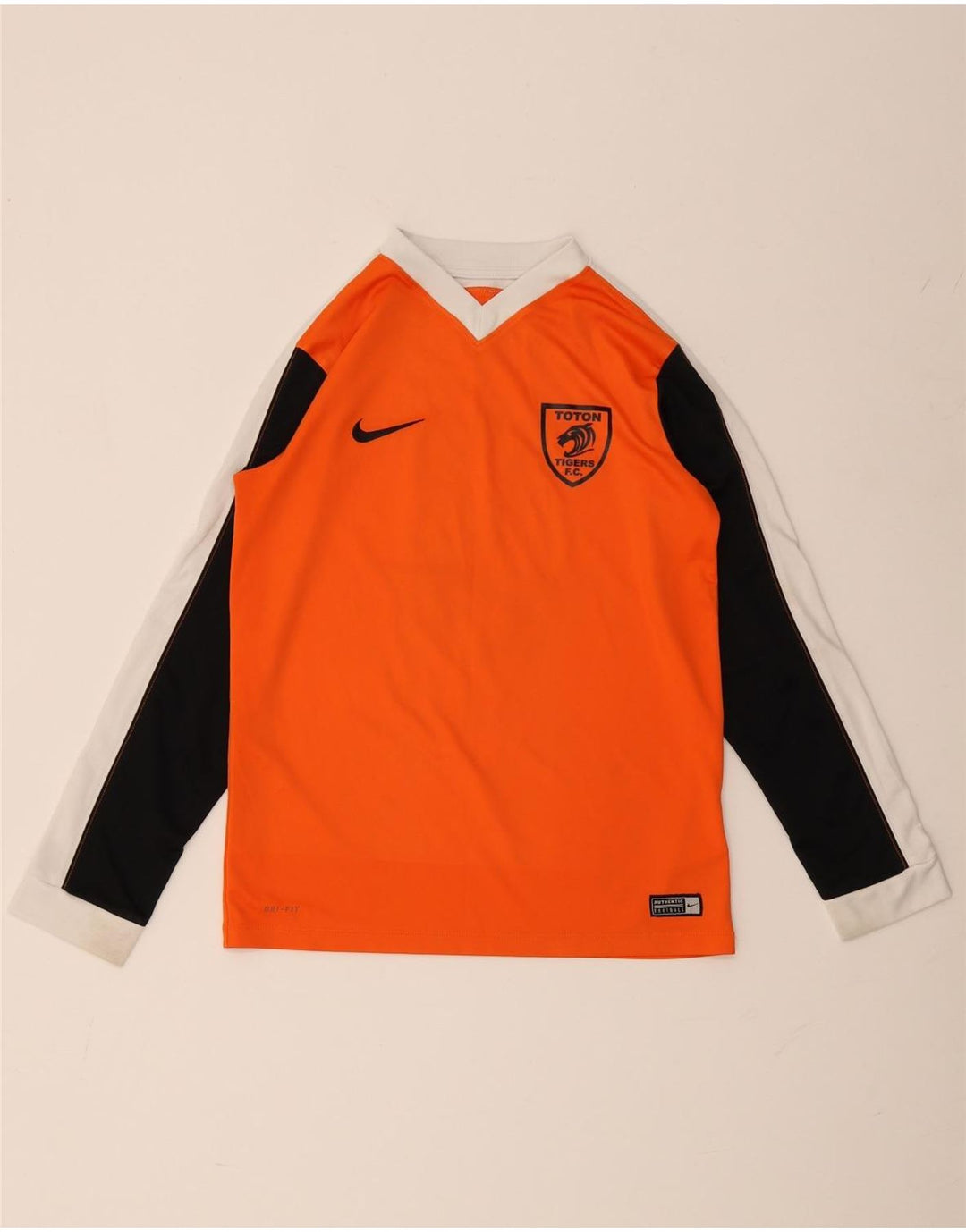 Top gráfico Nike Boys manga comprida 12-13 anos grande laranja