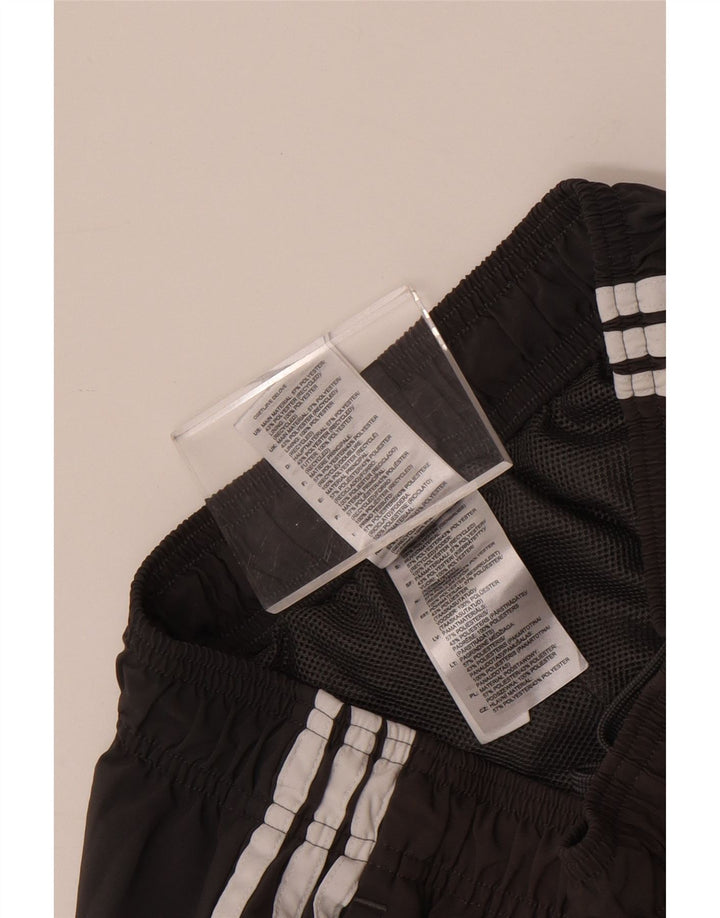 Shorts esportivos masculinos Adidas pequeno poliéster cinza