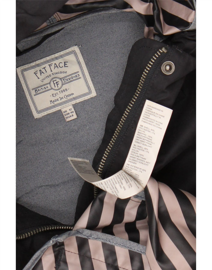 Jaqueta de chuva com capuz para mulheres Fat Face, poliéster azul marinho médio Reino Unido 12