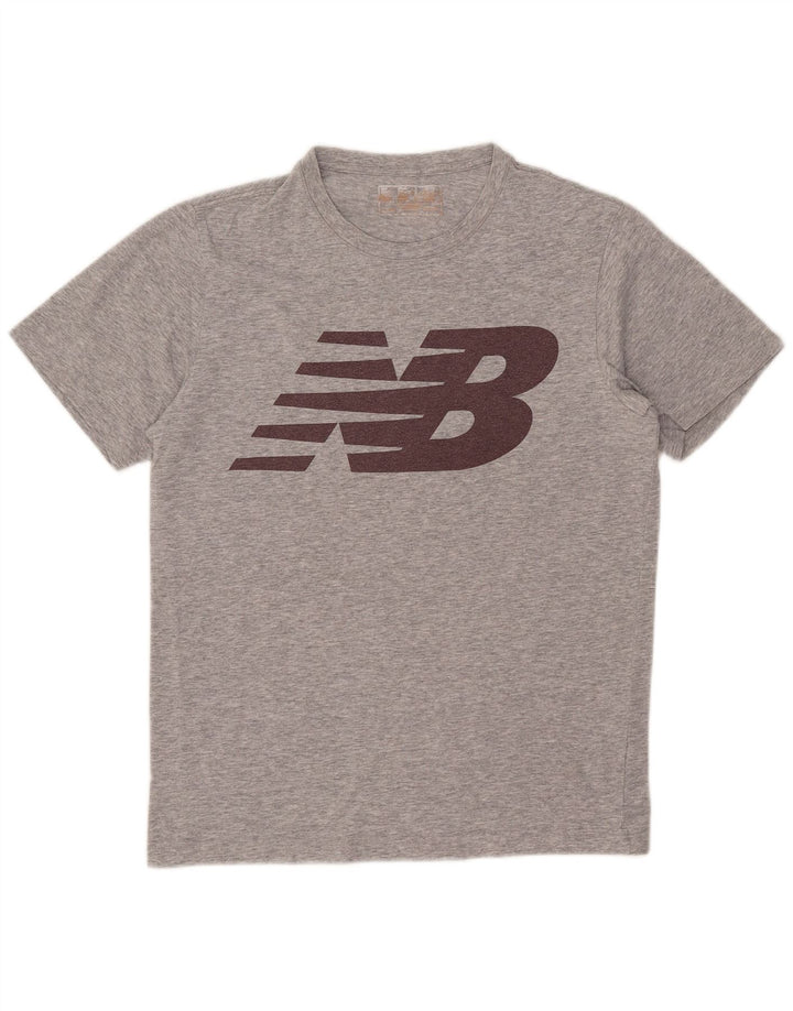 Camiseta gráfica masculina New Balance pequena cinza