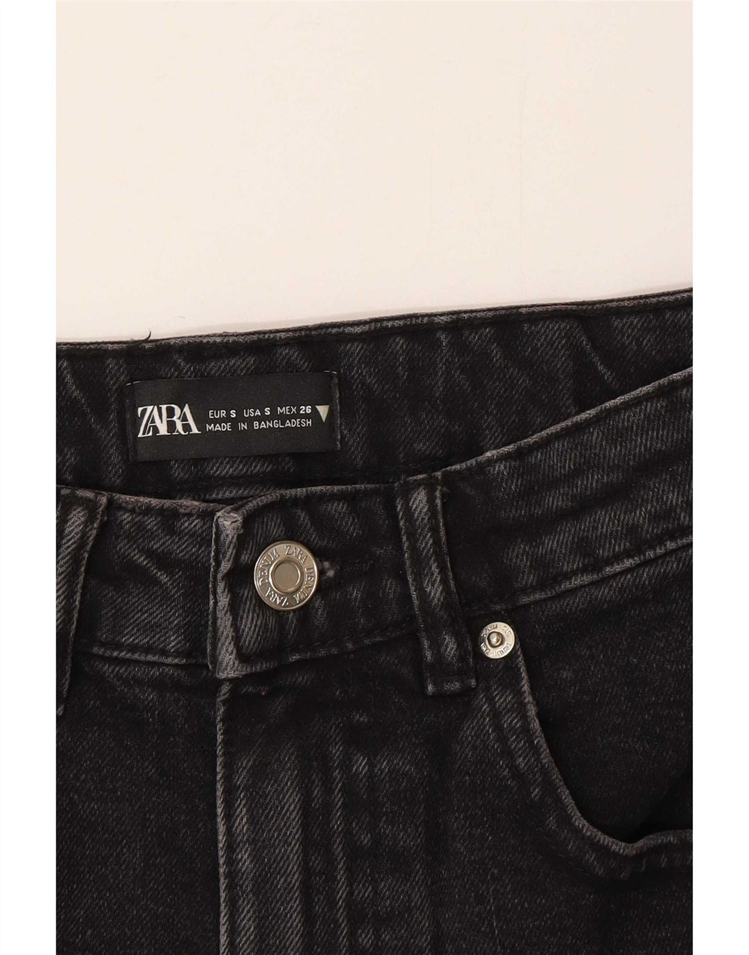 Mini saia jeans feminina Zara pequena W26 algodão cinza