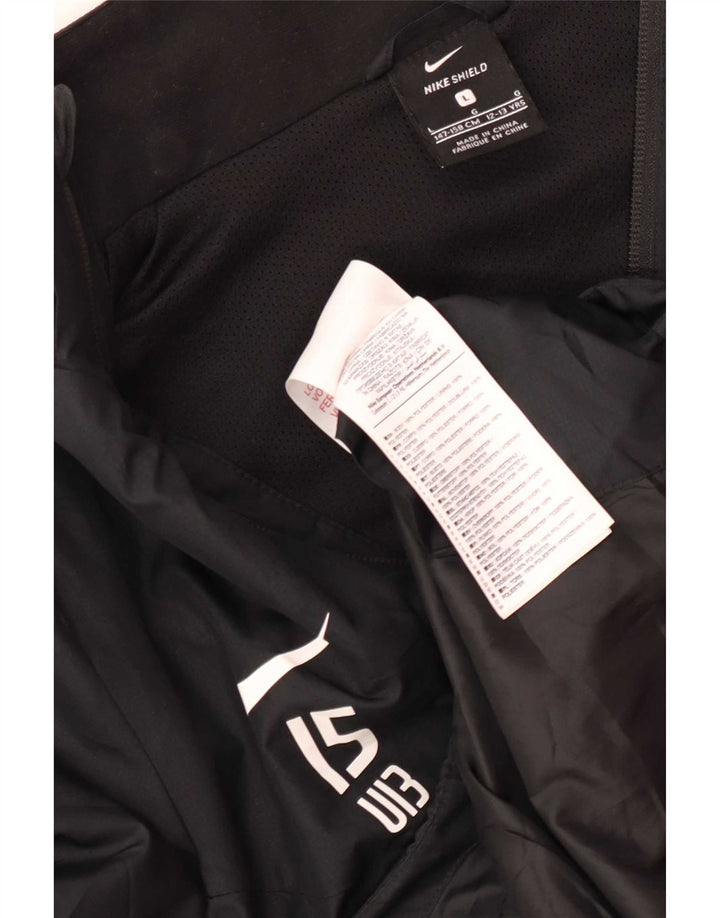 Jaqueta de chuva Nike Boys RB Leipzing 12-13 anos grande poliéster preto