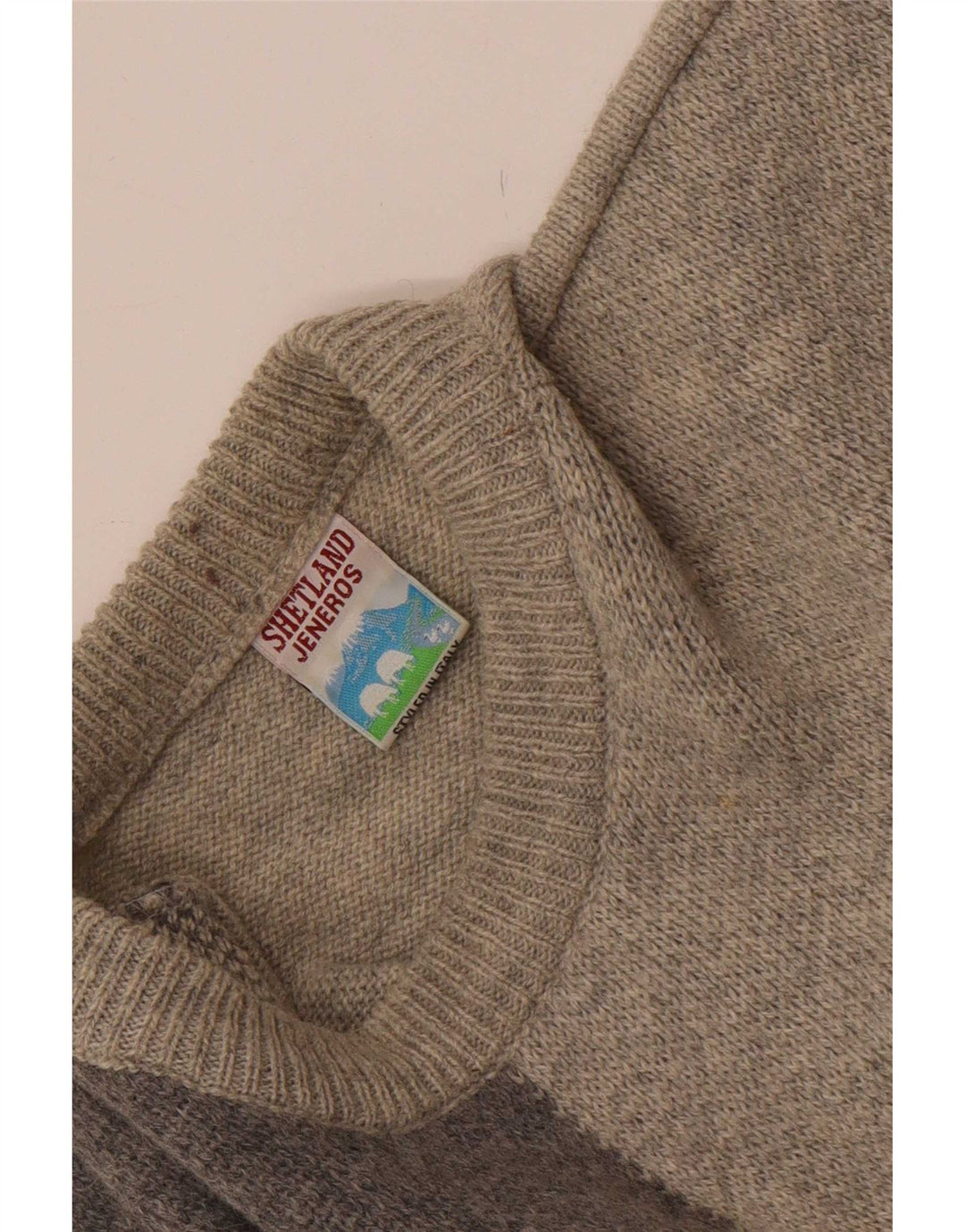 Suéter masculino Shetland Jeneros com gola redonda cinza médio geométrico