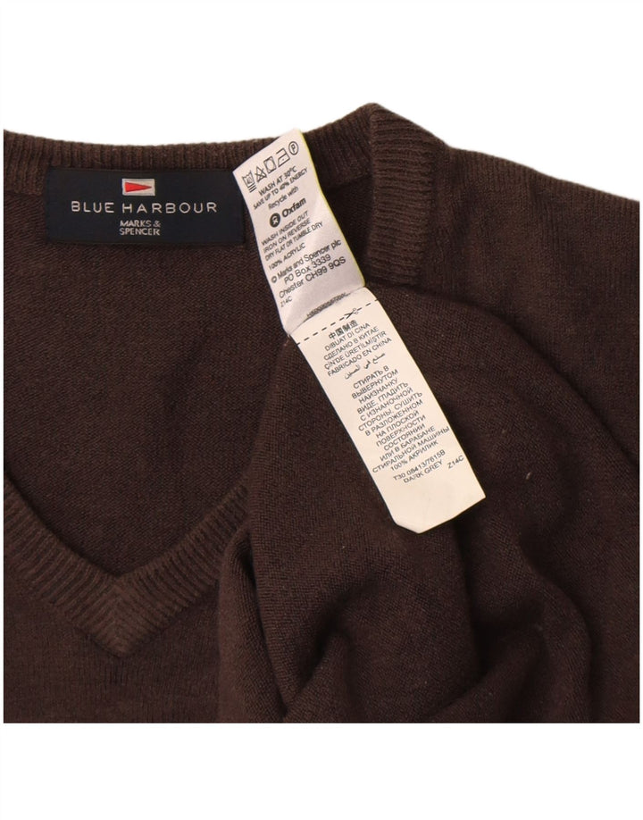 Suéter masculino Marks & Spencer Blue Harbor com decote em V marrom médio