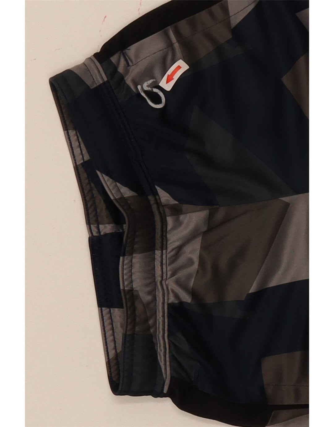 Shorts esportivos Gap Boys 6-7 anos de poliéster geométrico multicolorido pequeno