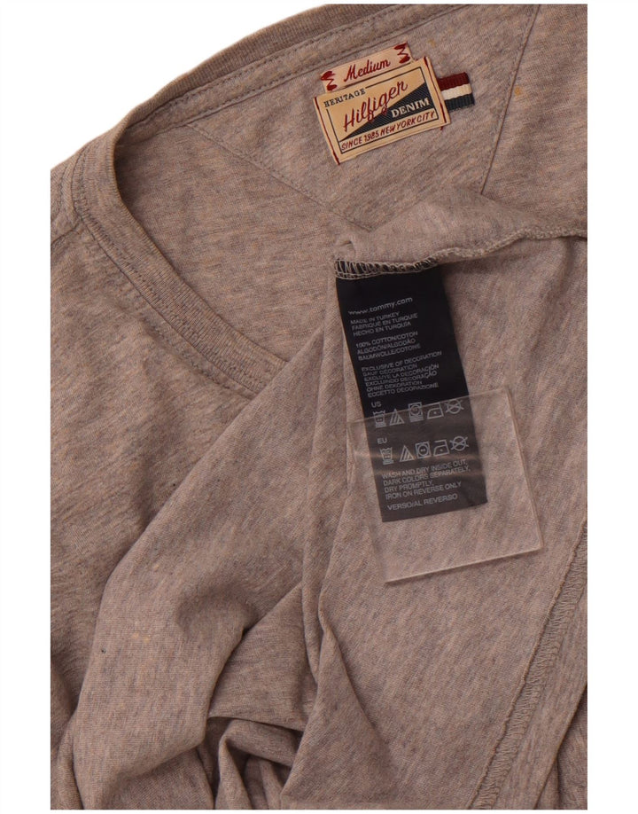 TOMMY HILFIGER Camiseta masculina Heritage Graphic manga comprida algodão cinza médio