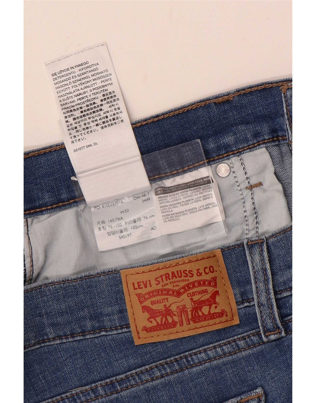 Shorts jeans feminino Levi's W30 algodão azul médio