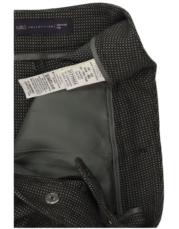 Calça feminina Marks & Spencer de terno curto Reino Unido 12 médio W34 L26 xadrez cinza