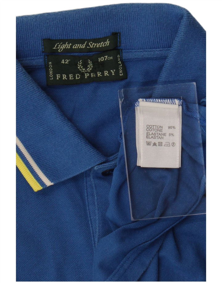 Camisa polo masculina leve e elástica FRED PERRY de algodão azul médio