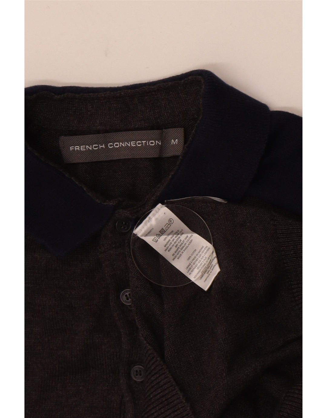 Suéter masculino French Connection com gola polo e bloco cinza médio