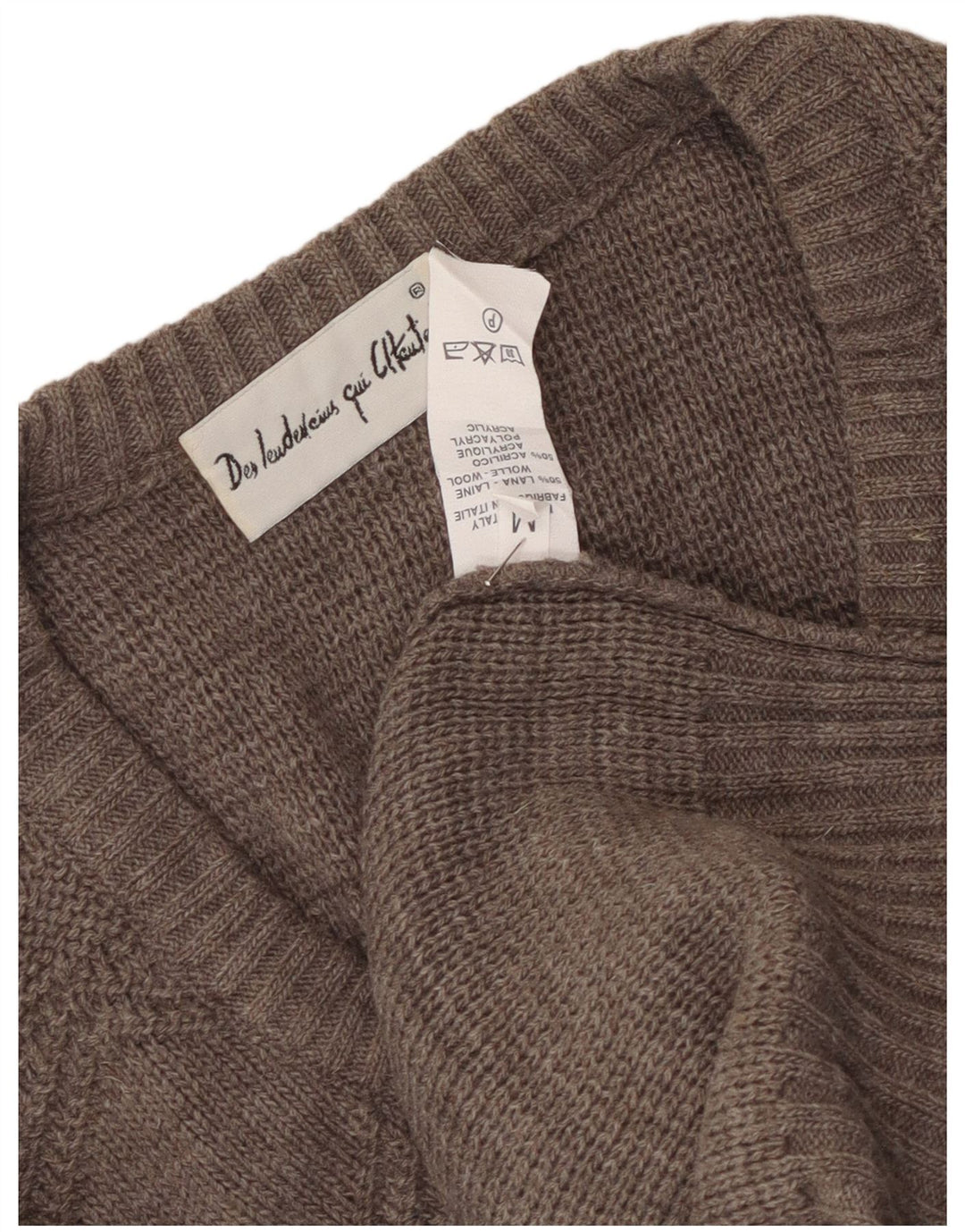 Suéter masculino vintage com decote em V cinza médio Argyle/lã diamante