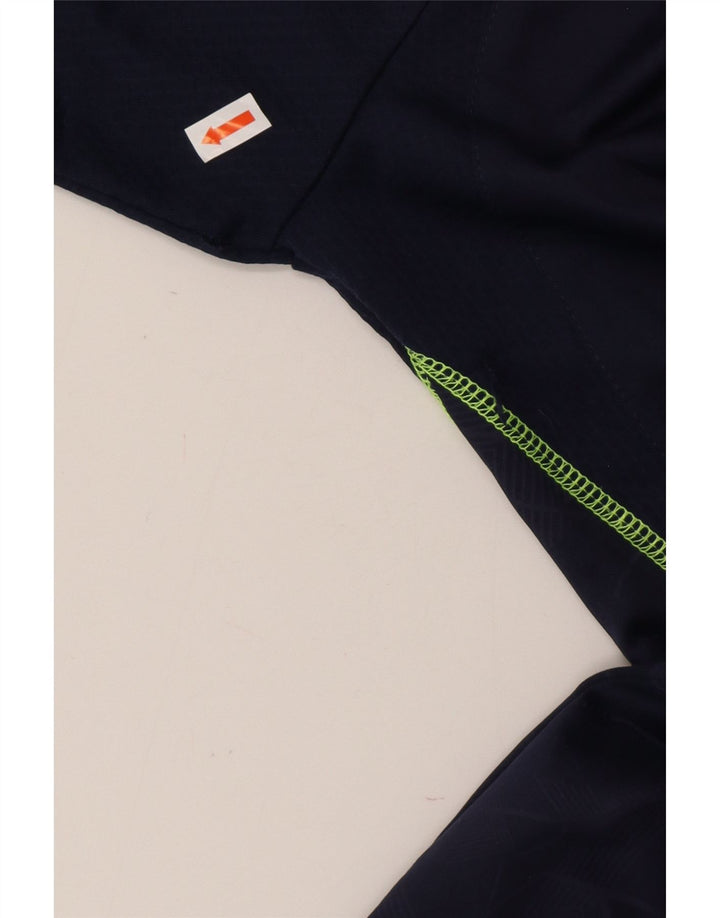 Camiseta feminina PUMA com estampa gráfica média azul marinho poliéster