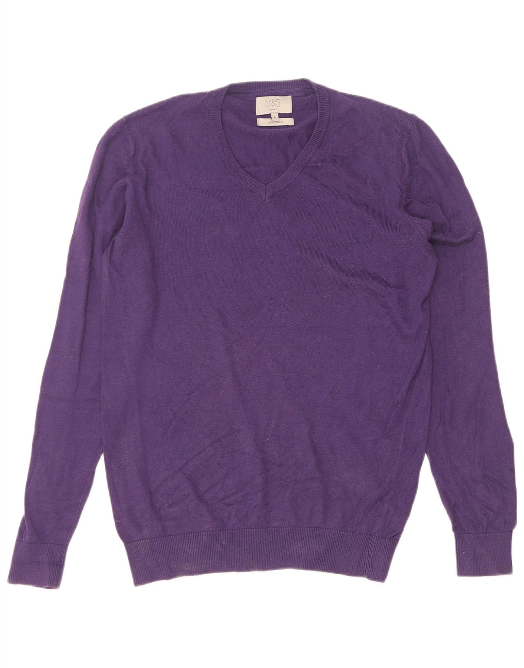 Suéter masculino Marks & Spencer com ajuste regular e decote em V de algodão roxo médio