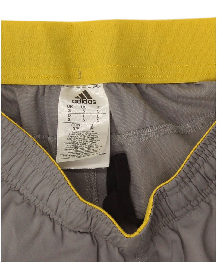 Shorts esportivos masculinos Adidas pequeno cinza colorblock poliéster
