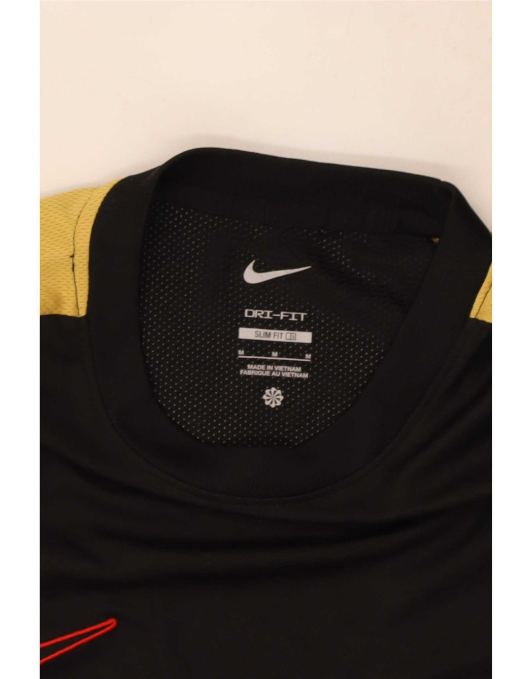 Camiseta masculina Nike Dri Fit Slim Top médio preto colorblock poliéster